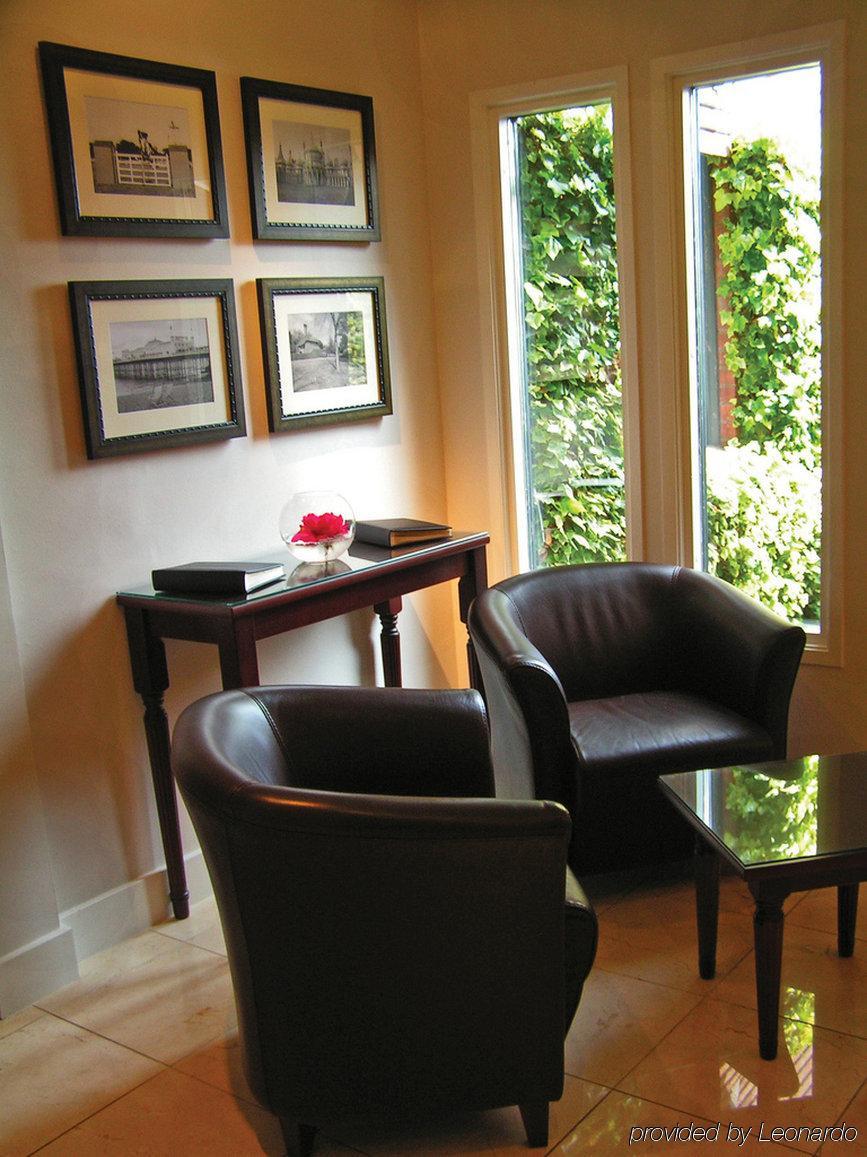 Hickstead Hotel Bolney Oda fotoğraf