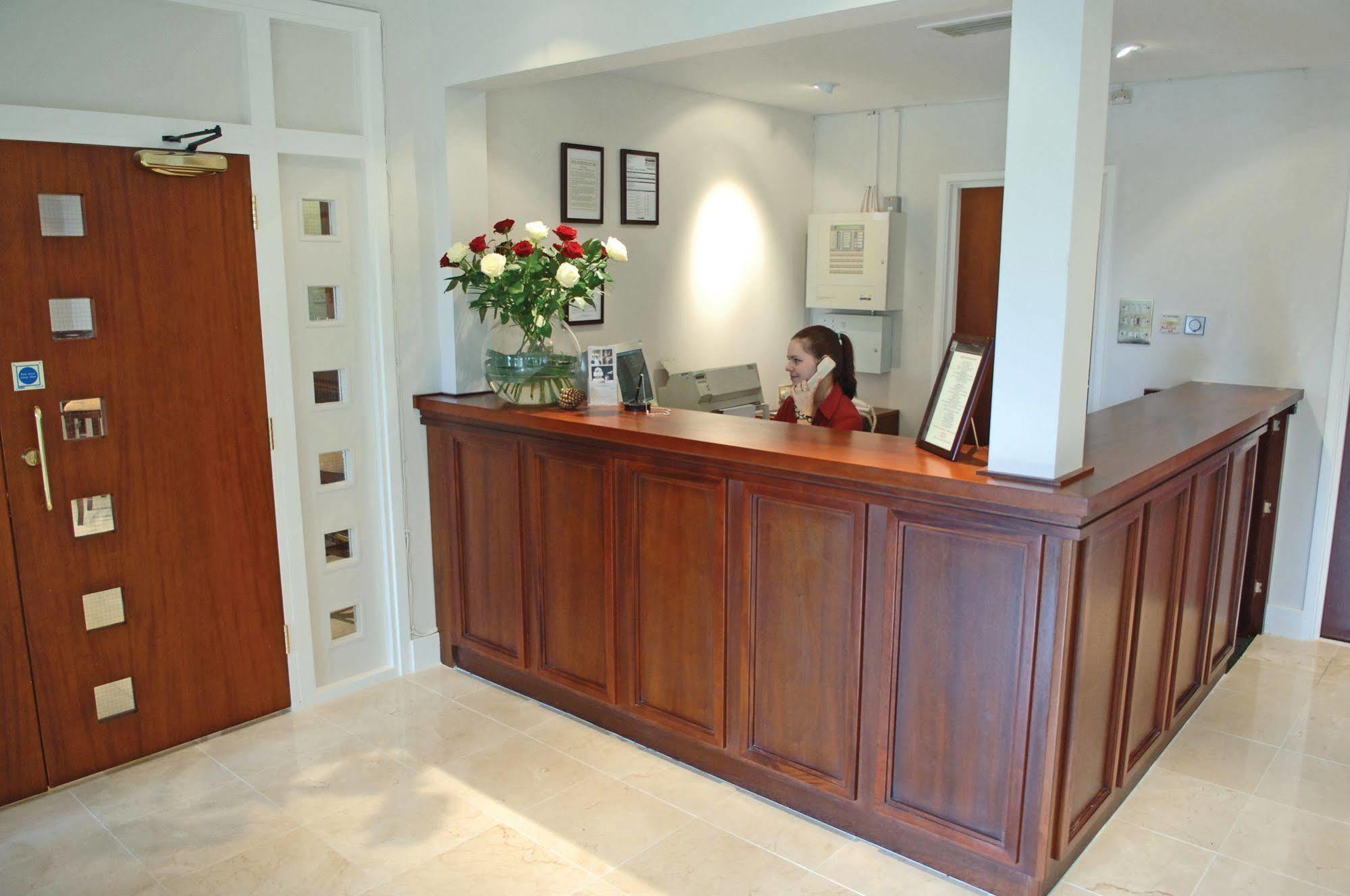 Hickstead Hotel Bolney İç mekan fotoğraf