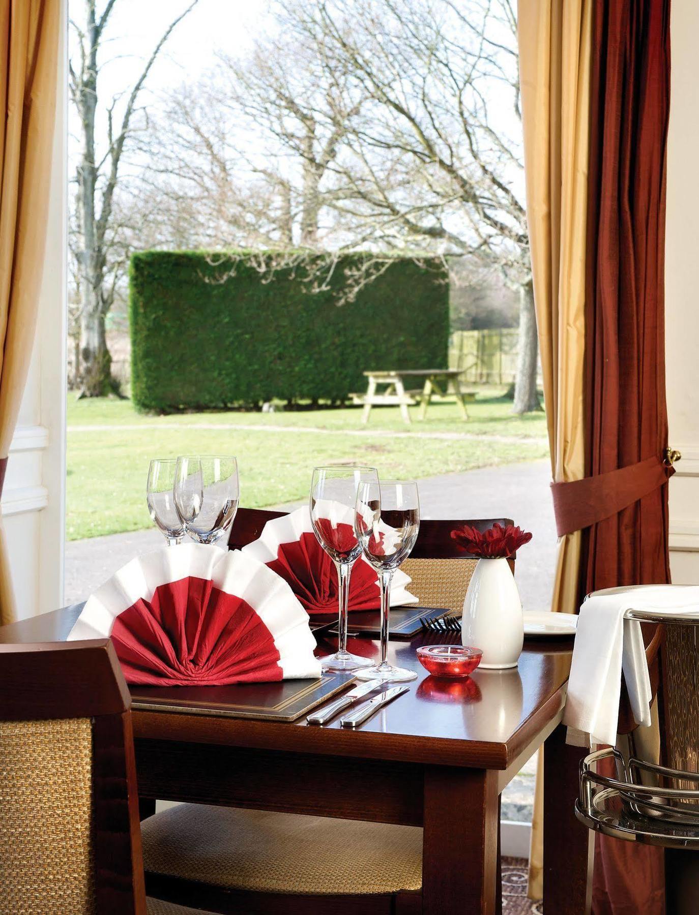 Hickstead Hotel Bolney Dış mekan fotoğraf